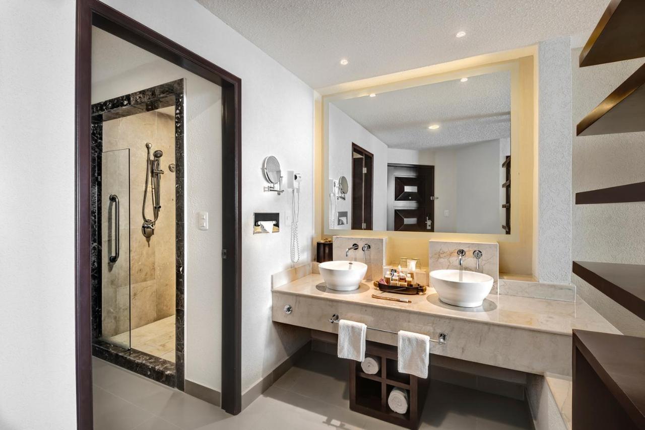 One-Bedroom Suite,1010919724:JPEG